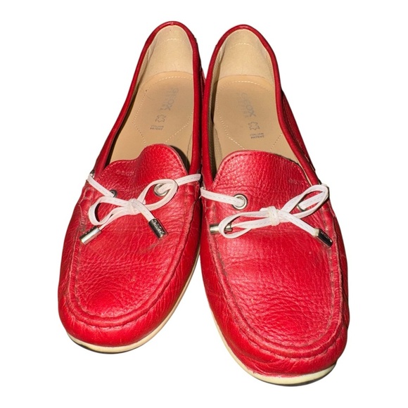 Geox Red Flats with Textured Leather and White Sole - Picture 1 of 5